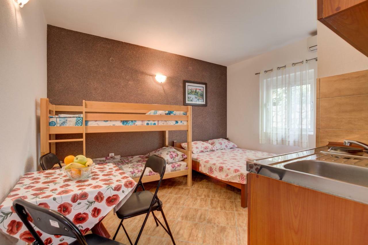 Studios Nikezic Utjeha Exteriér fotografie